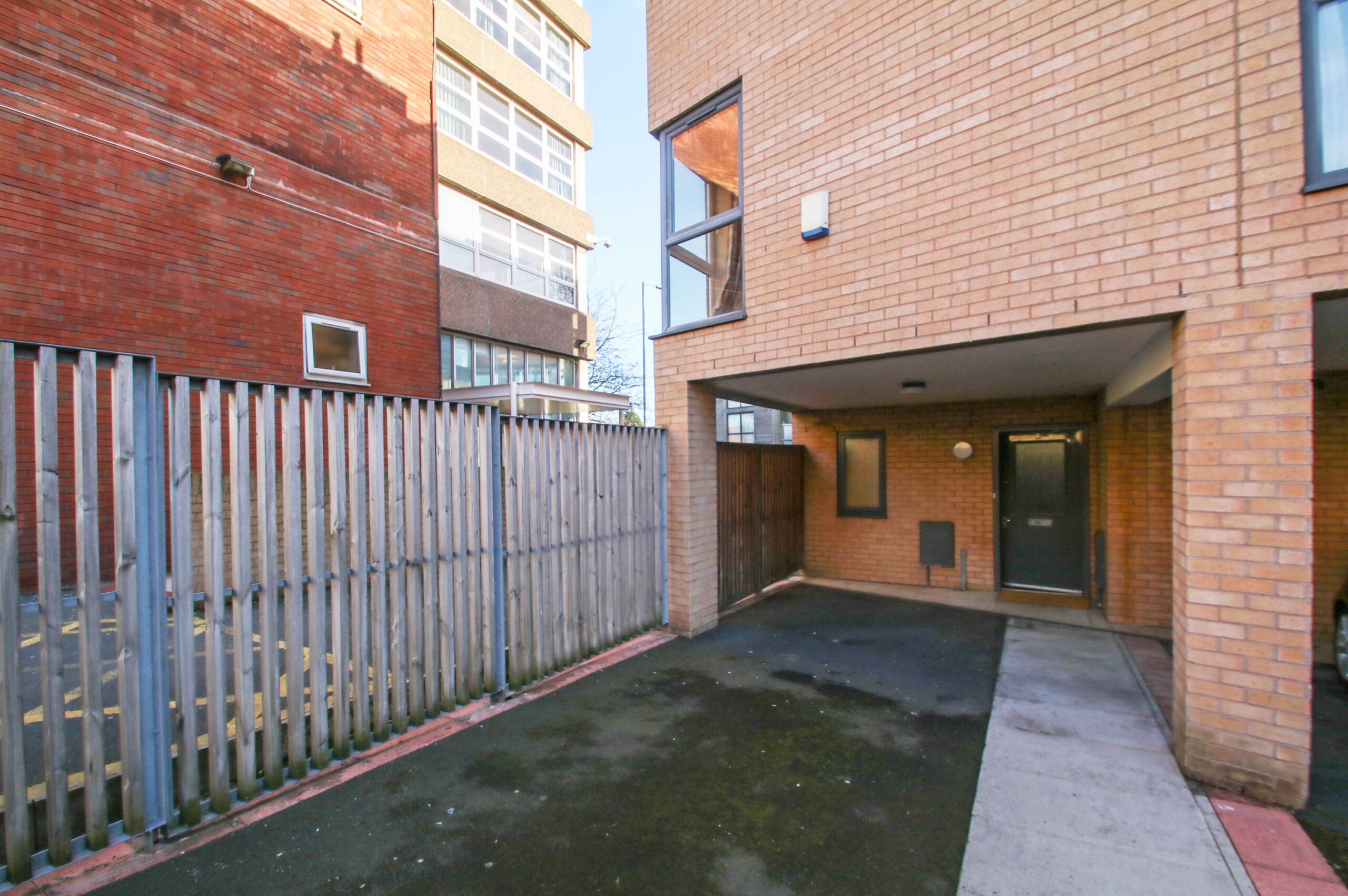 Southcombe Walk, Hulme - VitalSpace