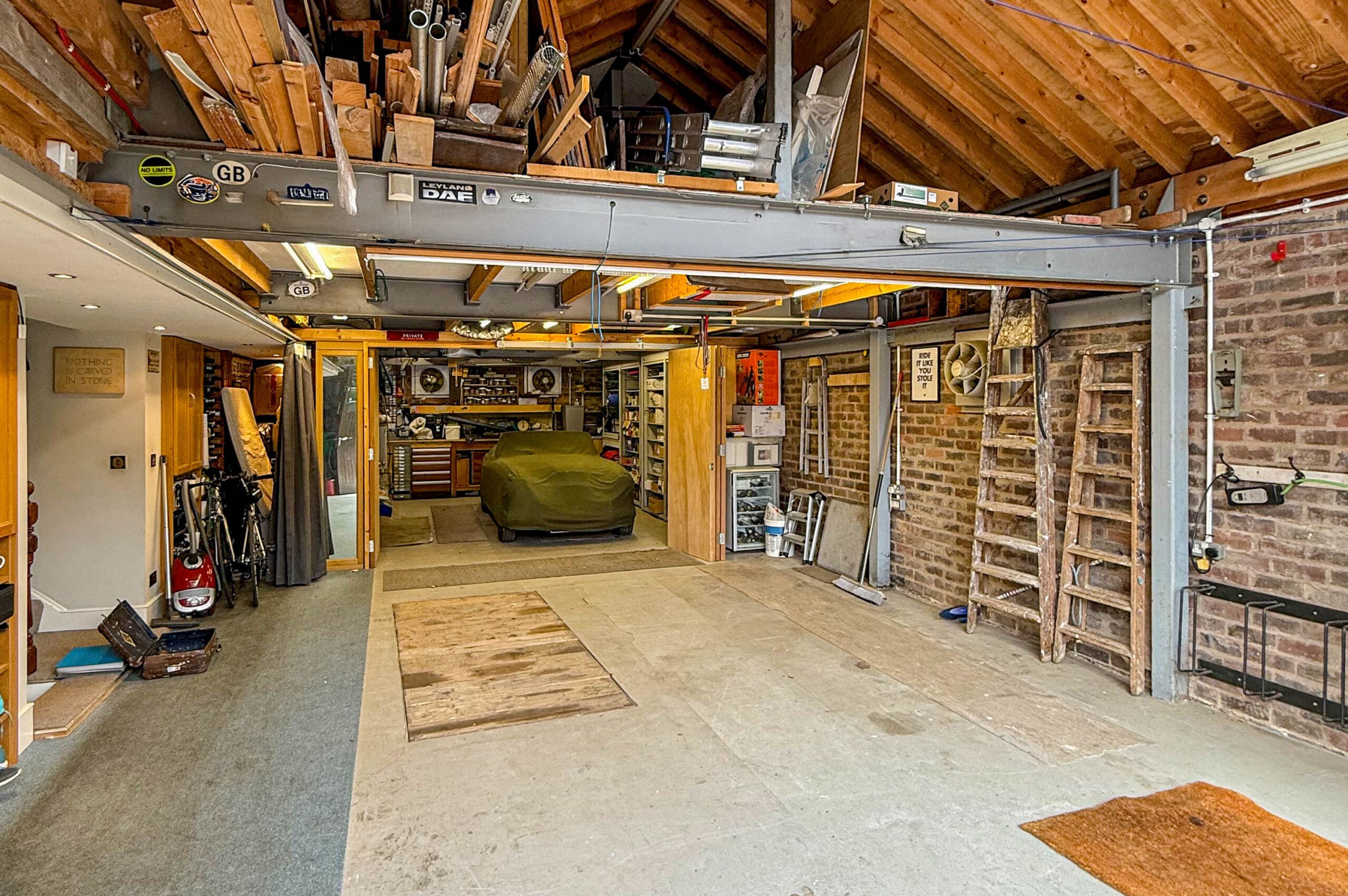 Ollerbarrow Road, Hale - VitalSpace