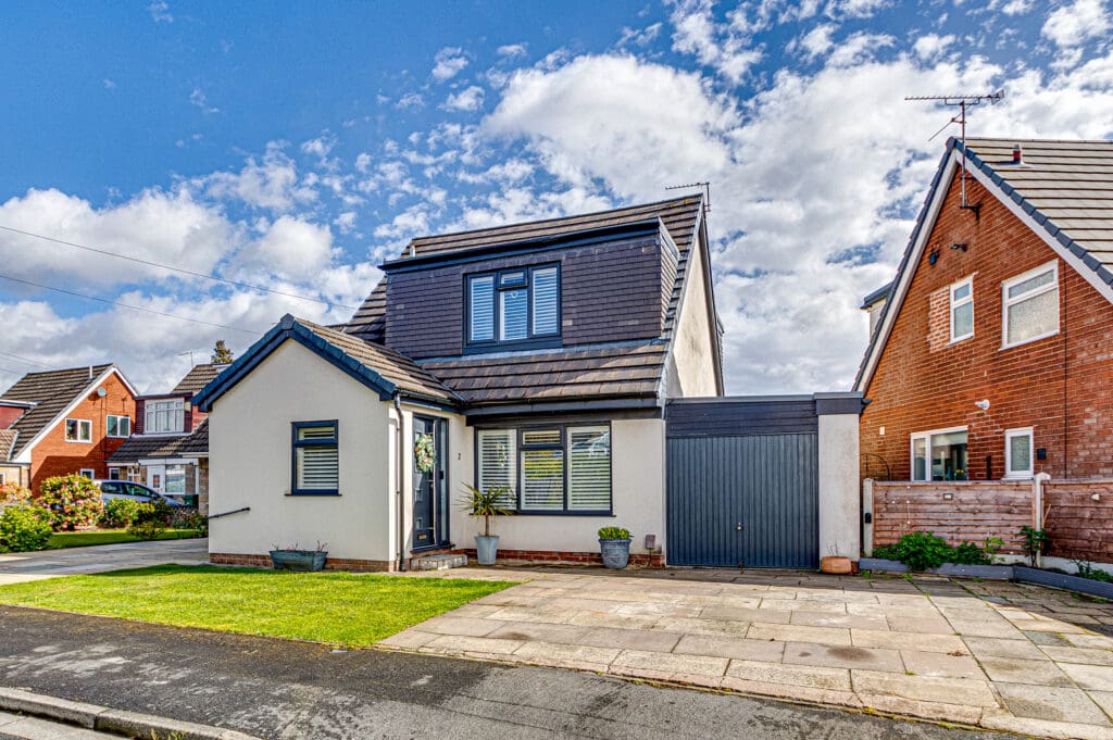 Moss Croft Close, Flixton Image