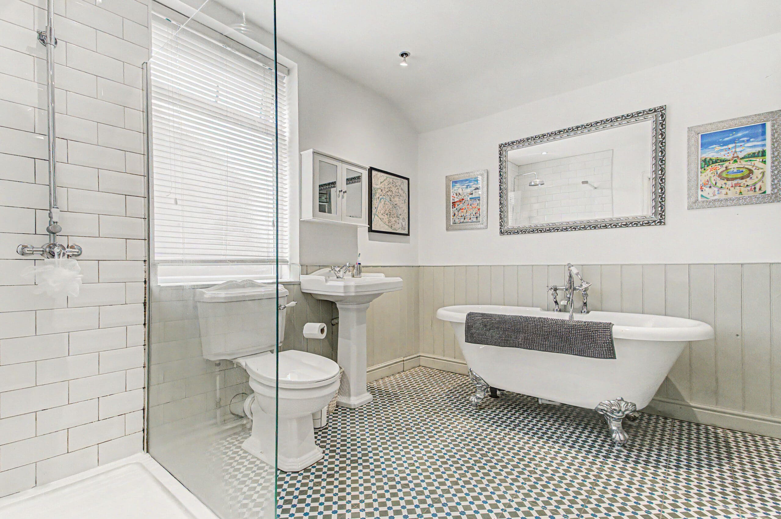 Whitelake Avenue, Flixton - VitalSpace