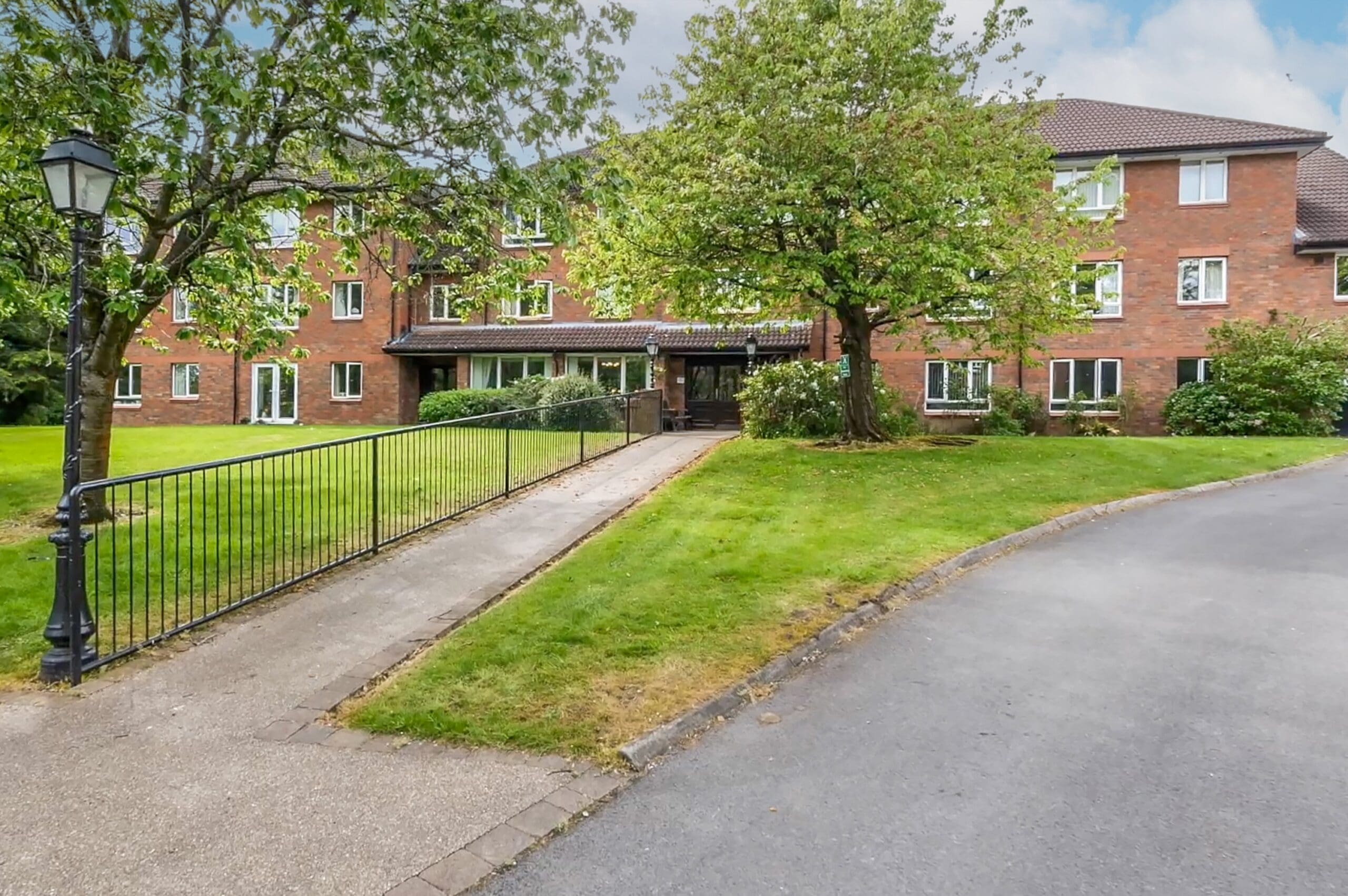 Edge Lane, Stretford - VitalSpace