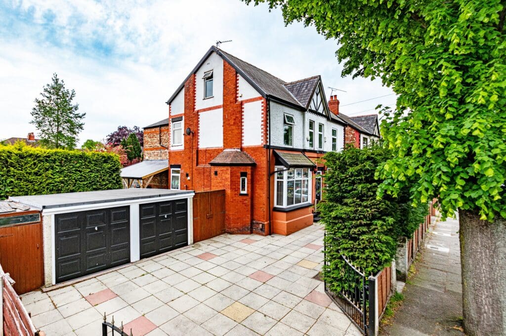 Urmston Lane, Stretford Image