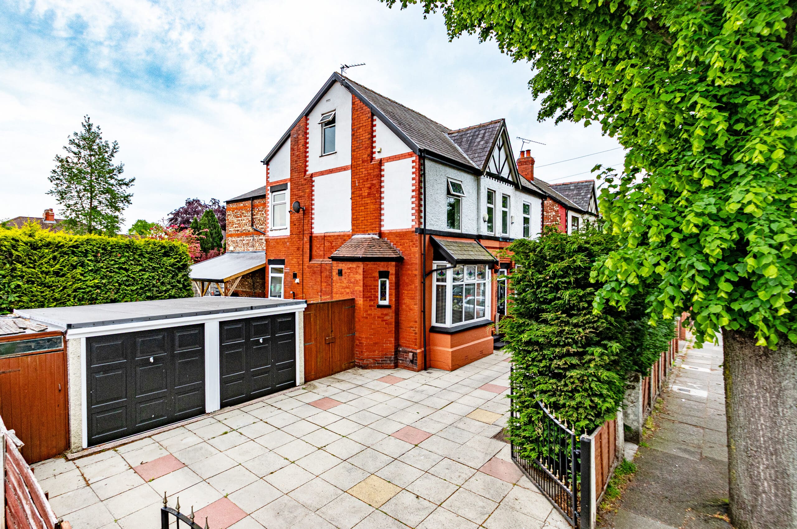Urmston Lane, Stretford - VitalSpace