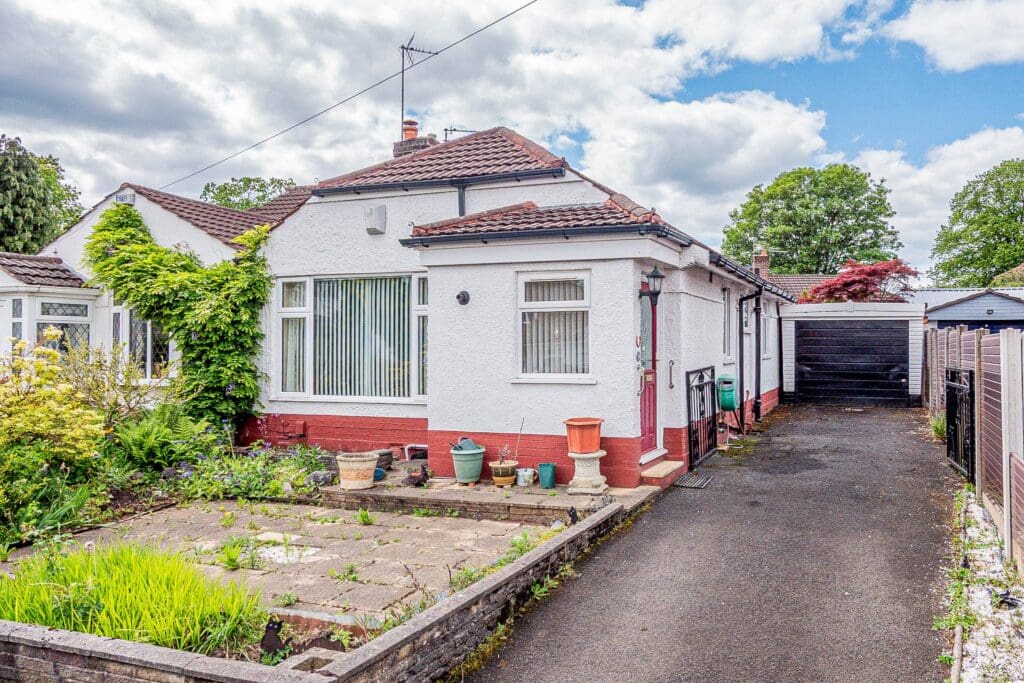 Rydal Avenue, Flixton Image