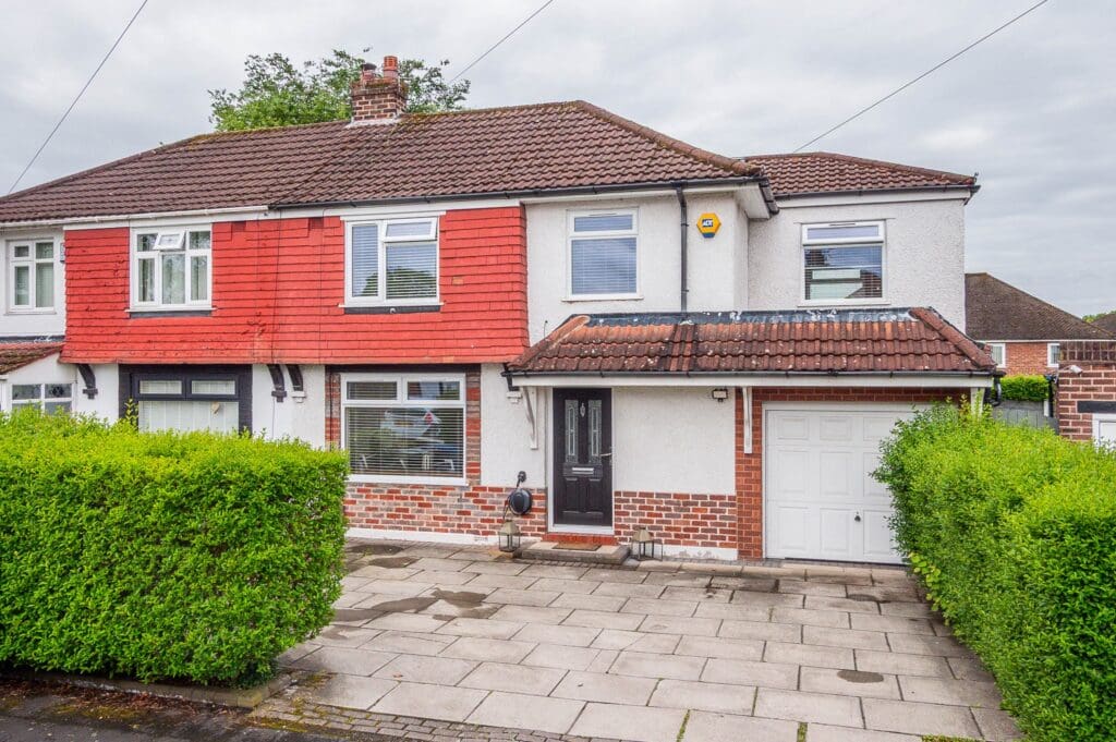 Tintern Avenue, Flixton Image