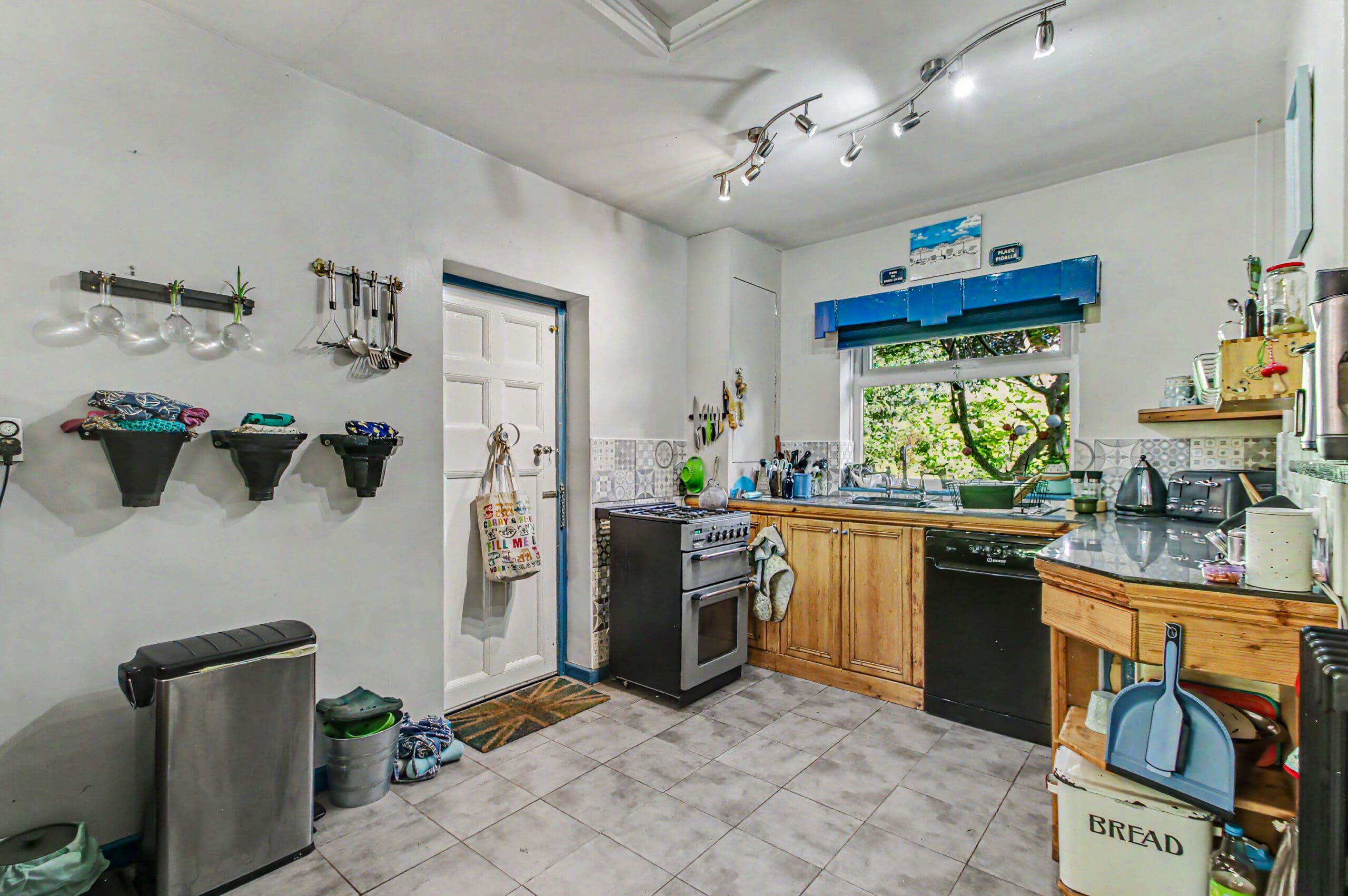 Urmston Lane, Stretford - VitalSpace