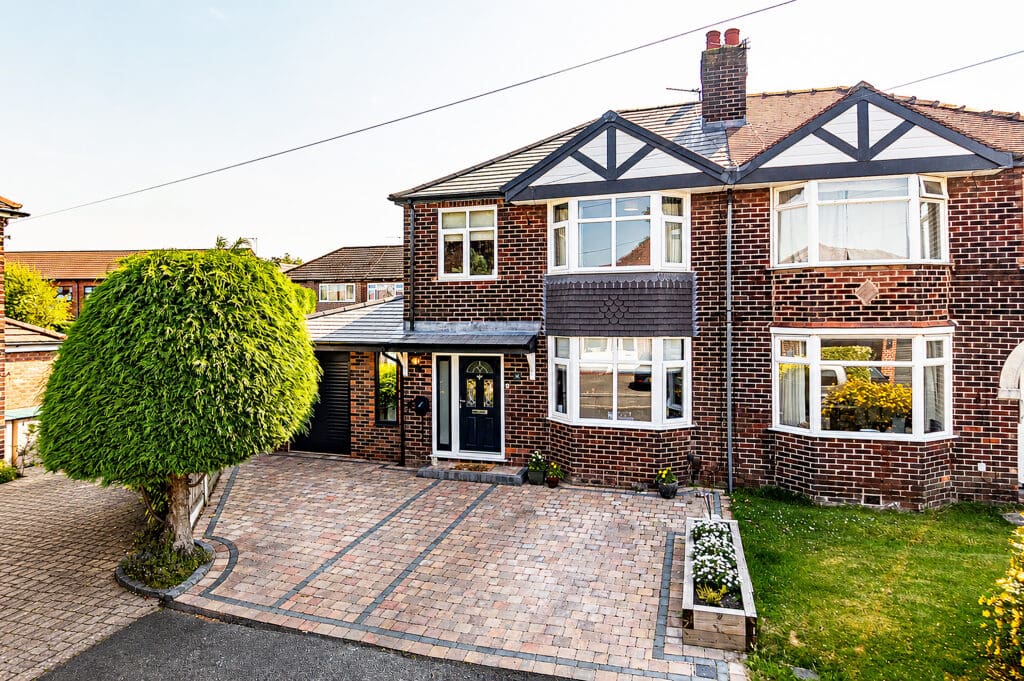Franklyn Avenue, Flixton Image