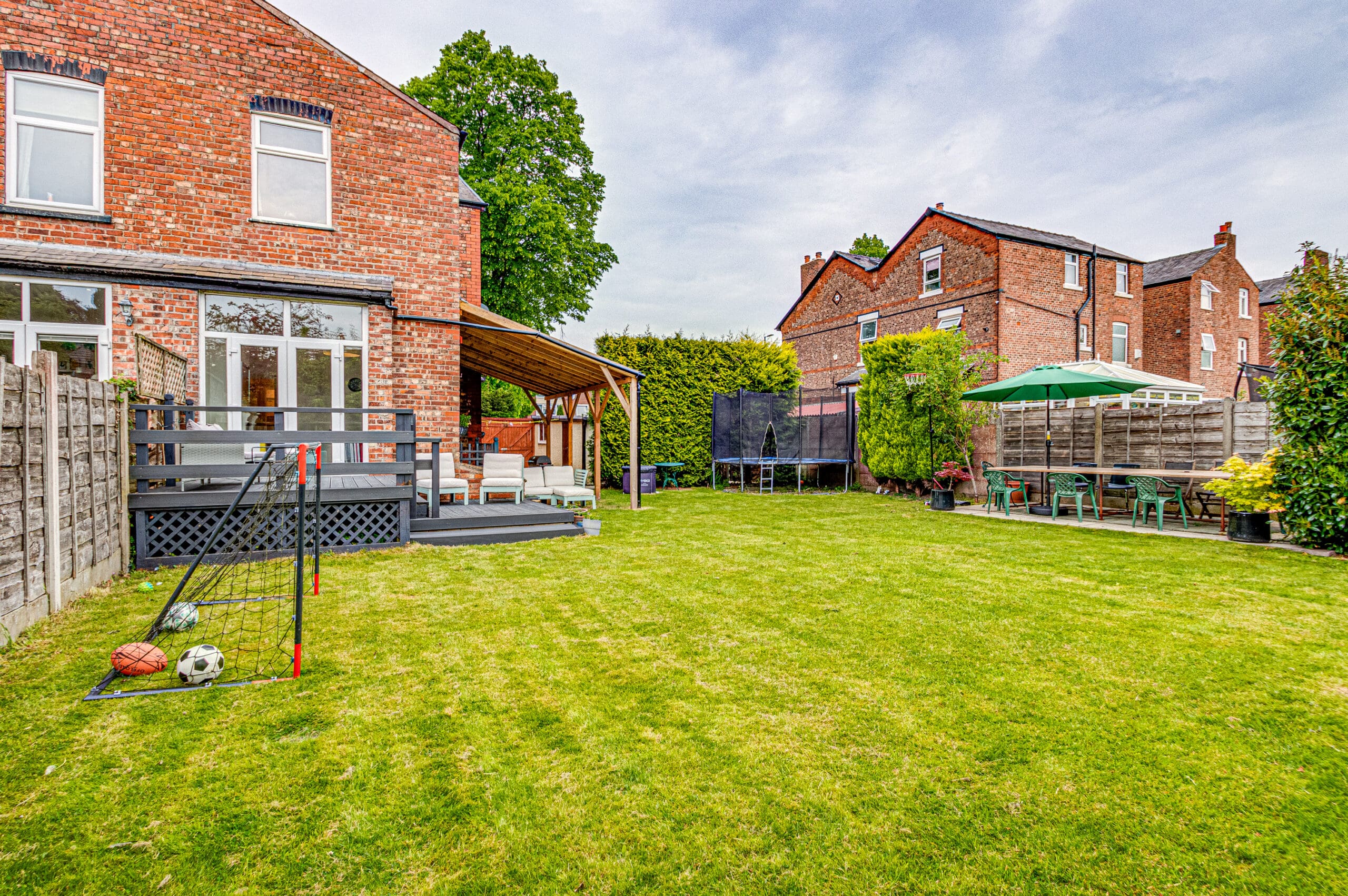 Urmston Lane, Stretford - VitalSpace