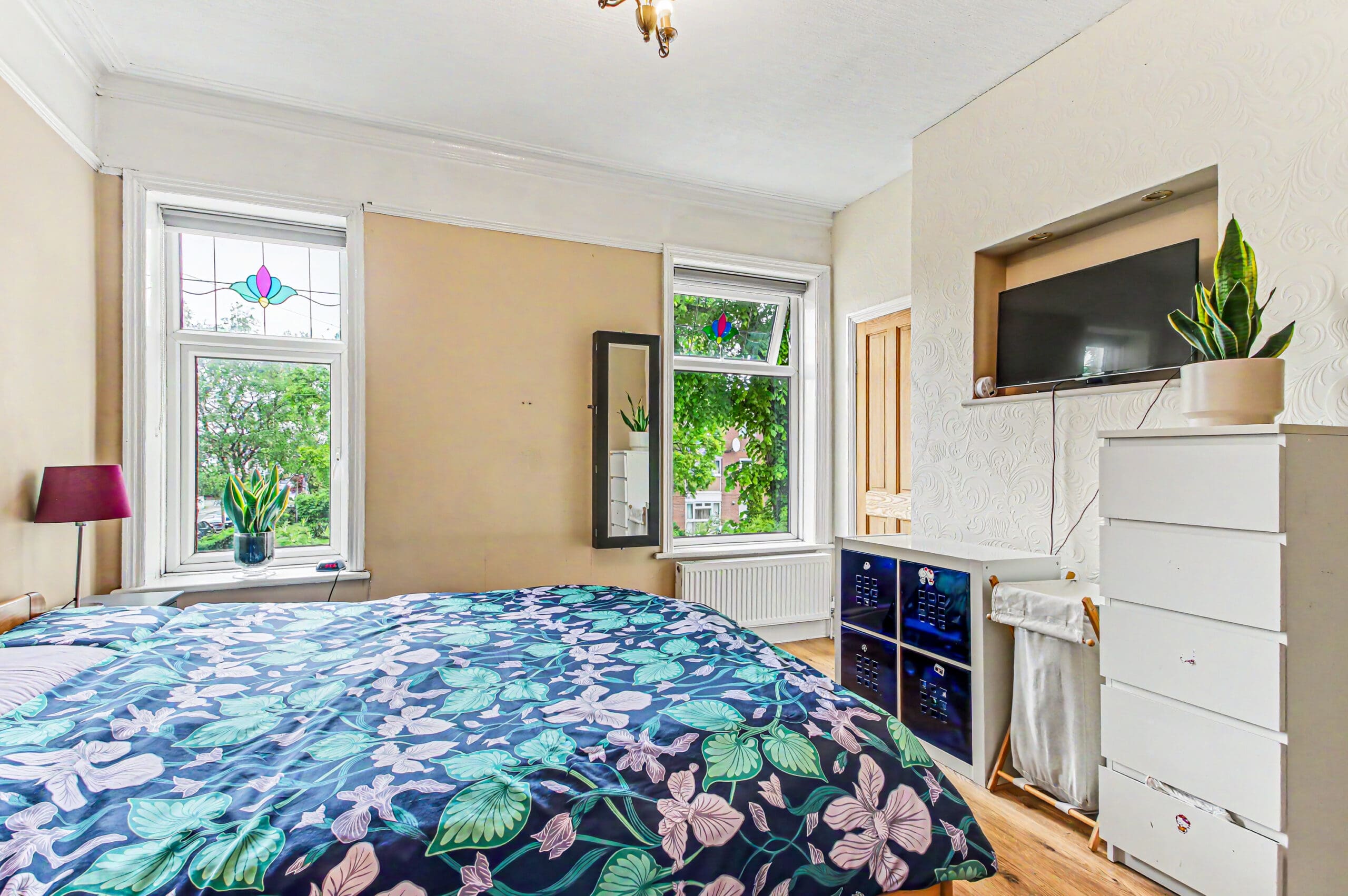 Urmston Lane, Stretford - VitalSpace