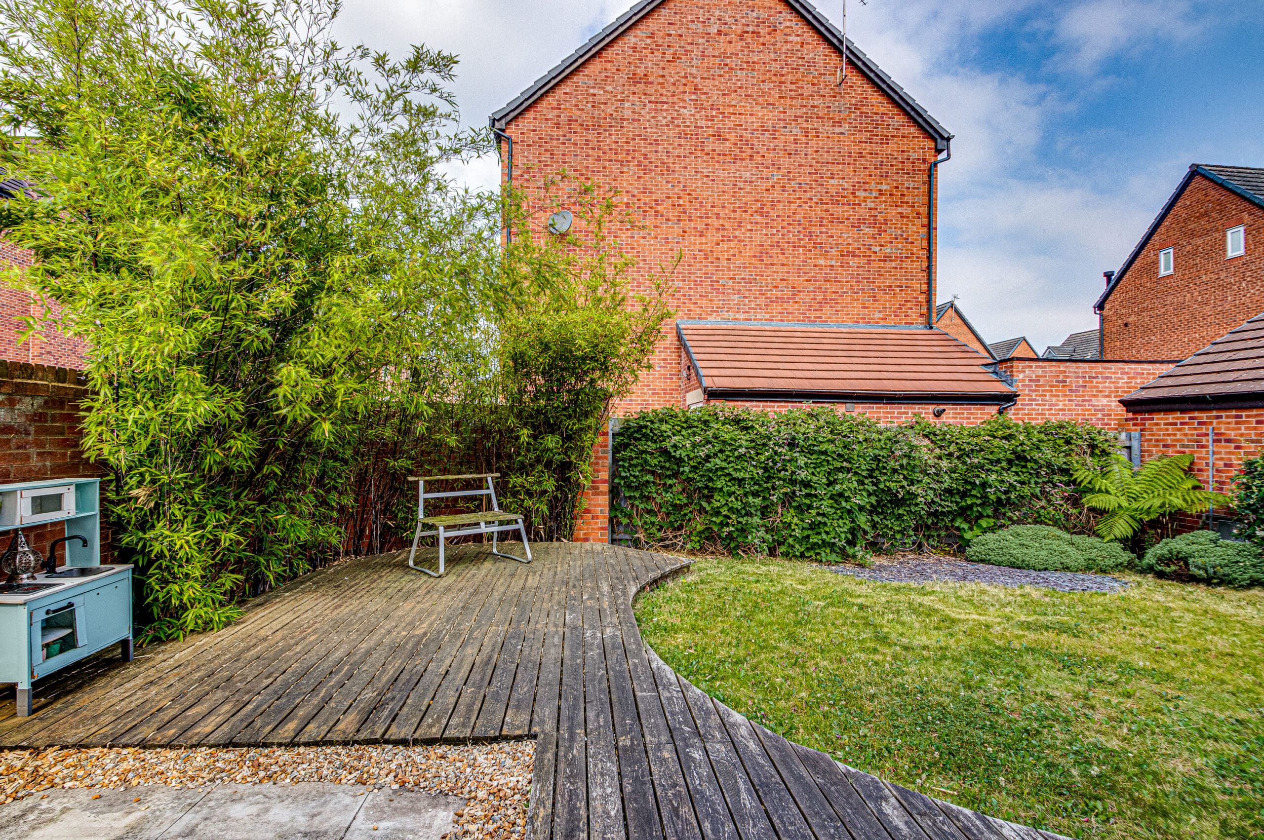 Mona Way, Irlam - VitalSpace