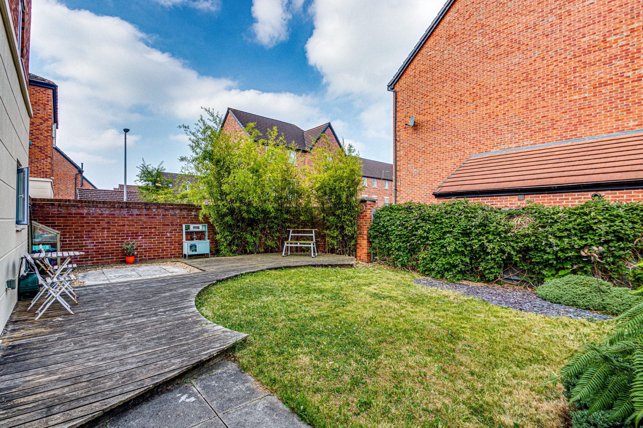 Mona Way, Irlam - VitalSpace