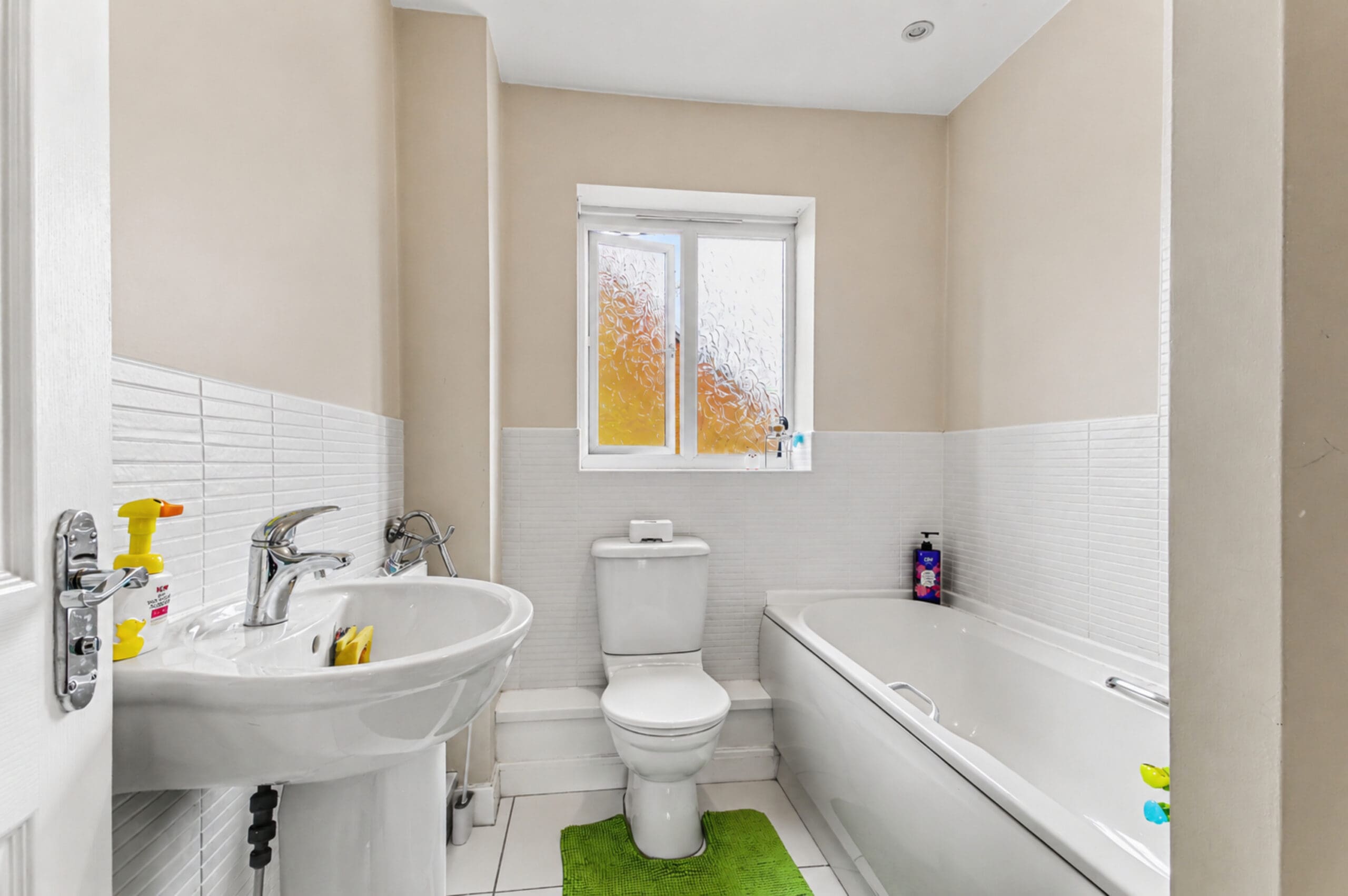 Mona Way, Irlam - VitalSpace