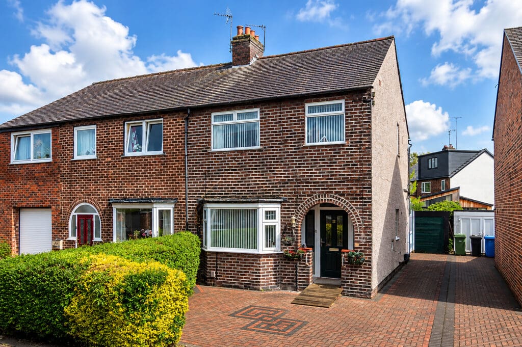 The Crescent, Urmston Image