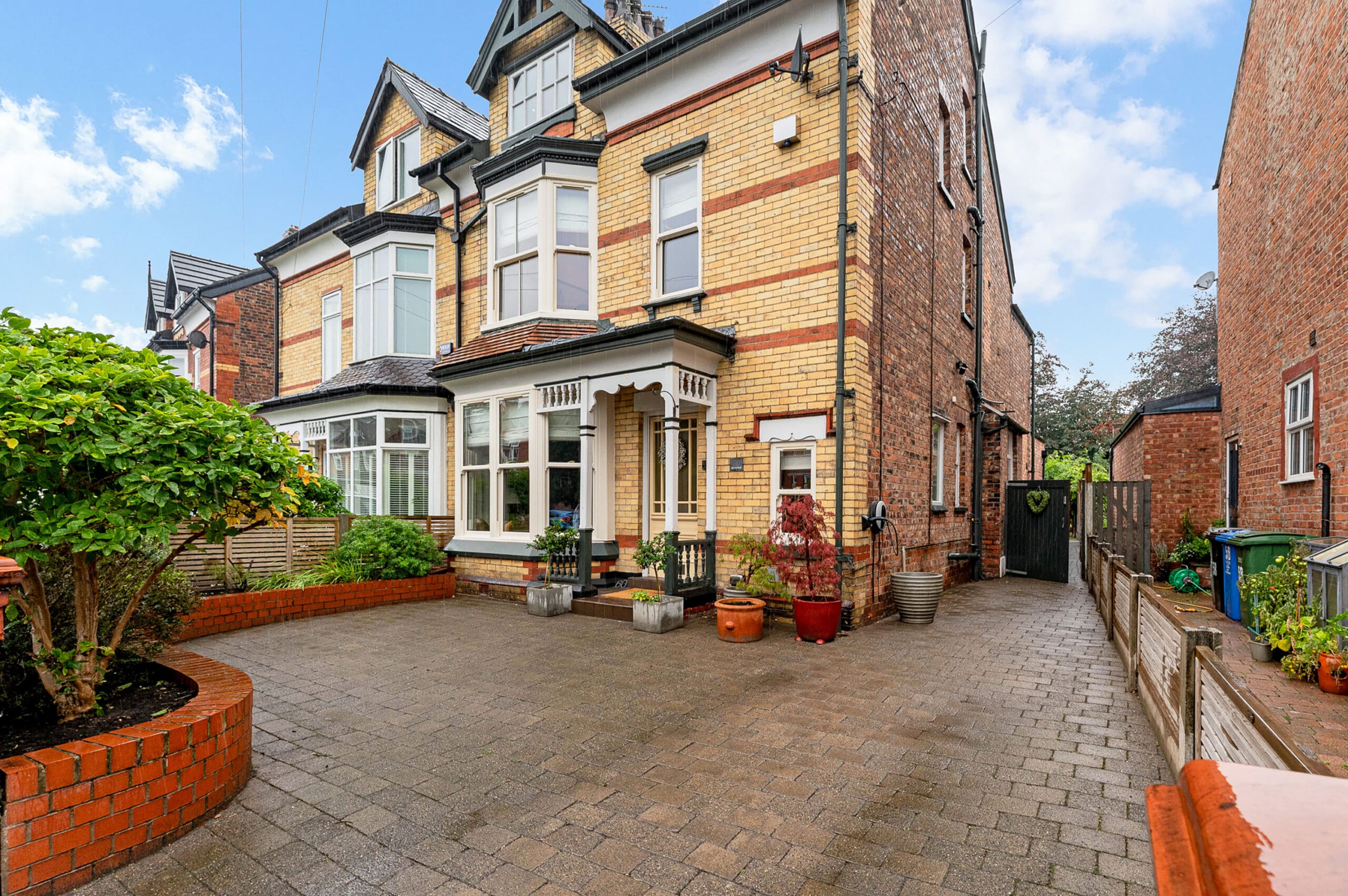 Queens Road, Urmston - VitalSpace