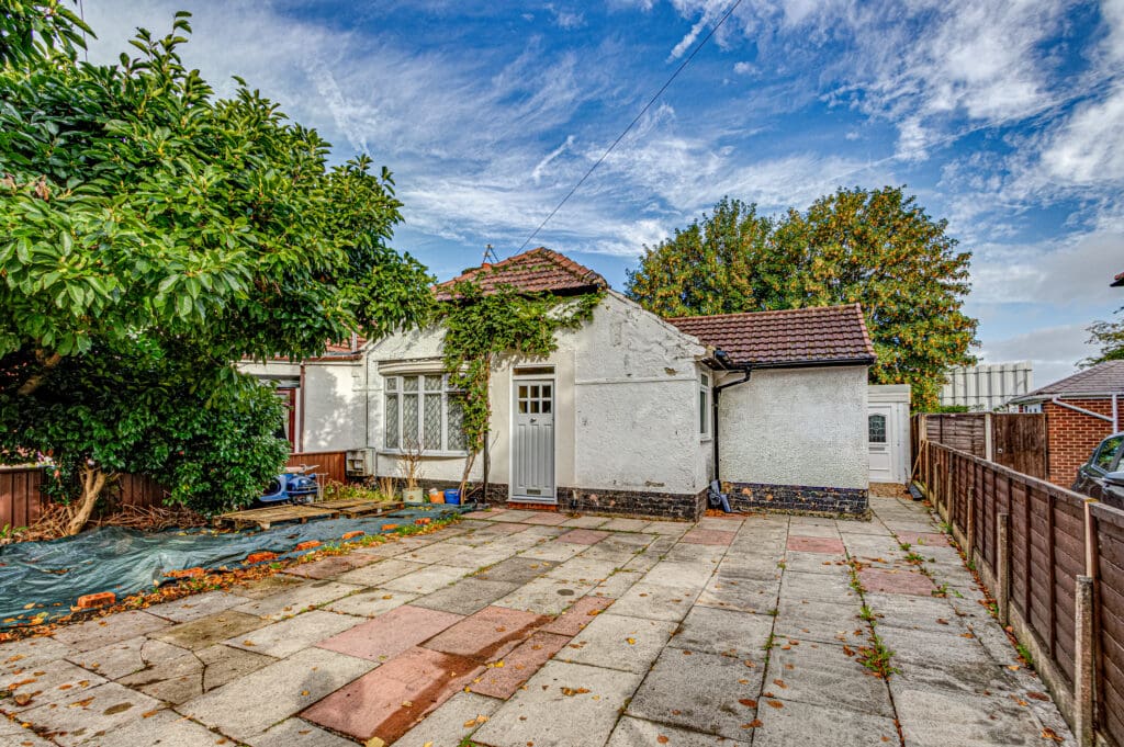 Falmouth Avenue, Flixton Image