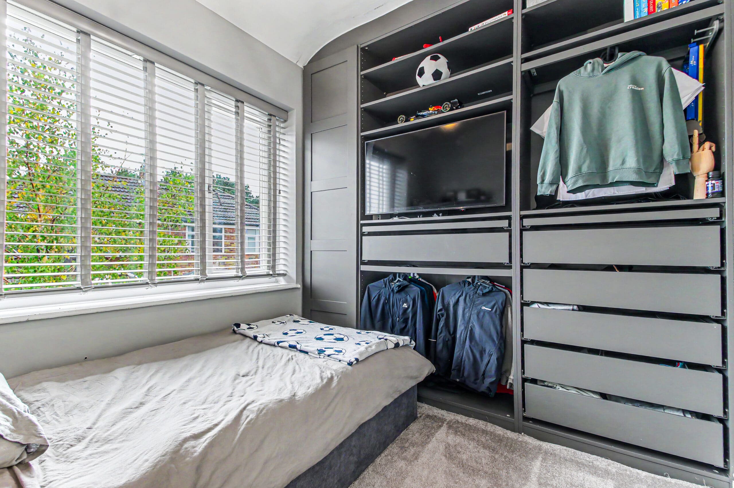 Vale Avenue, Flixton - VitalSpace