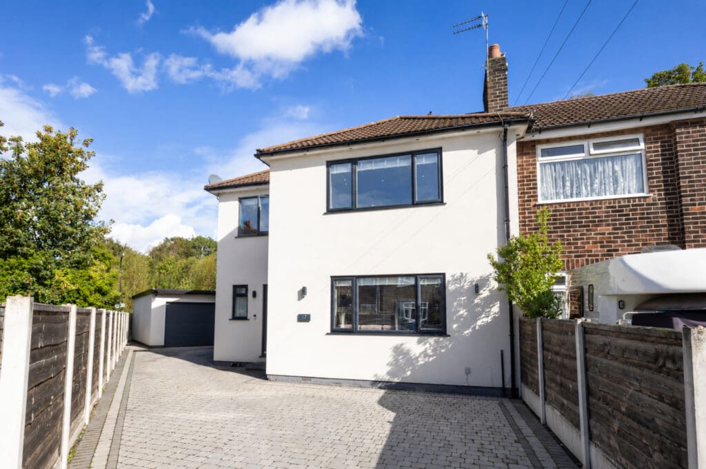The Grove, Flixton Image